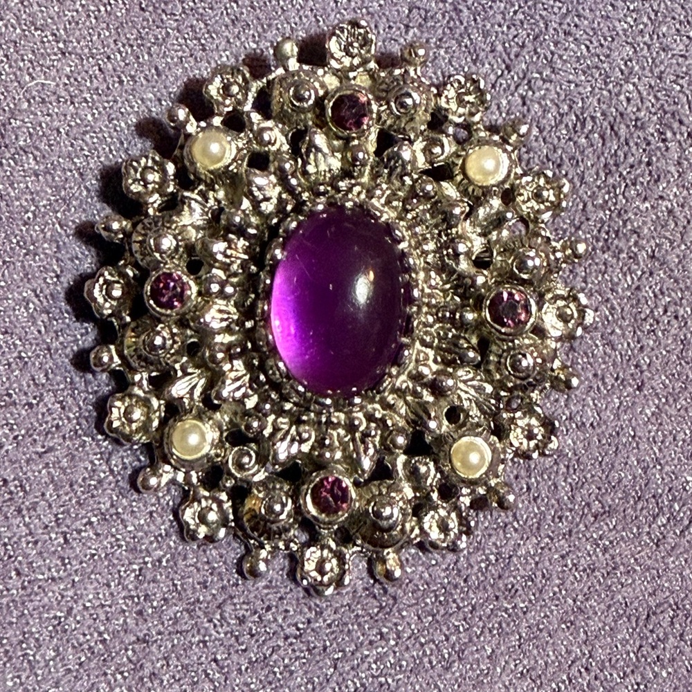 Vintage Sarah Coventry Purple and Silver Brooch
